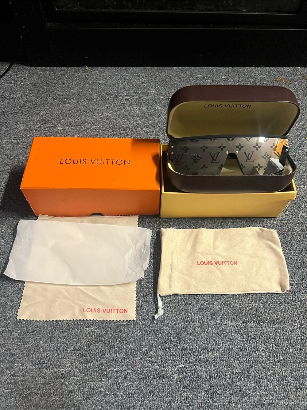 Louis Vuitton bold louis